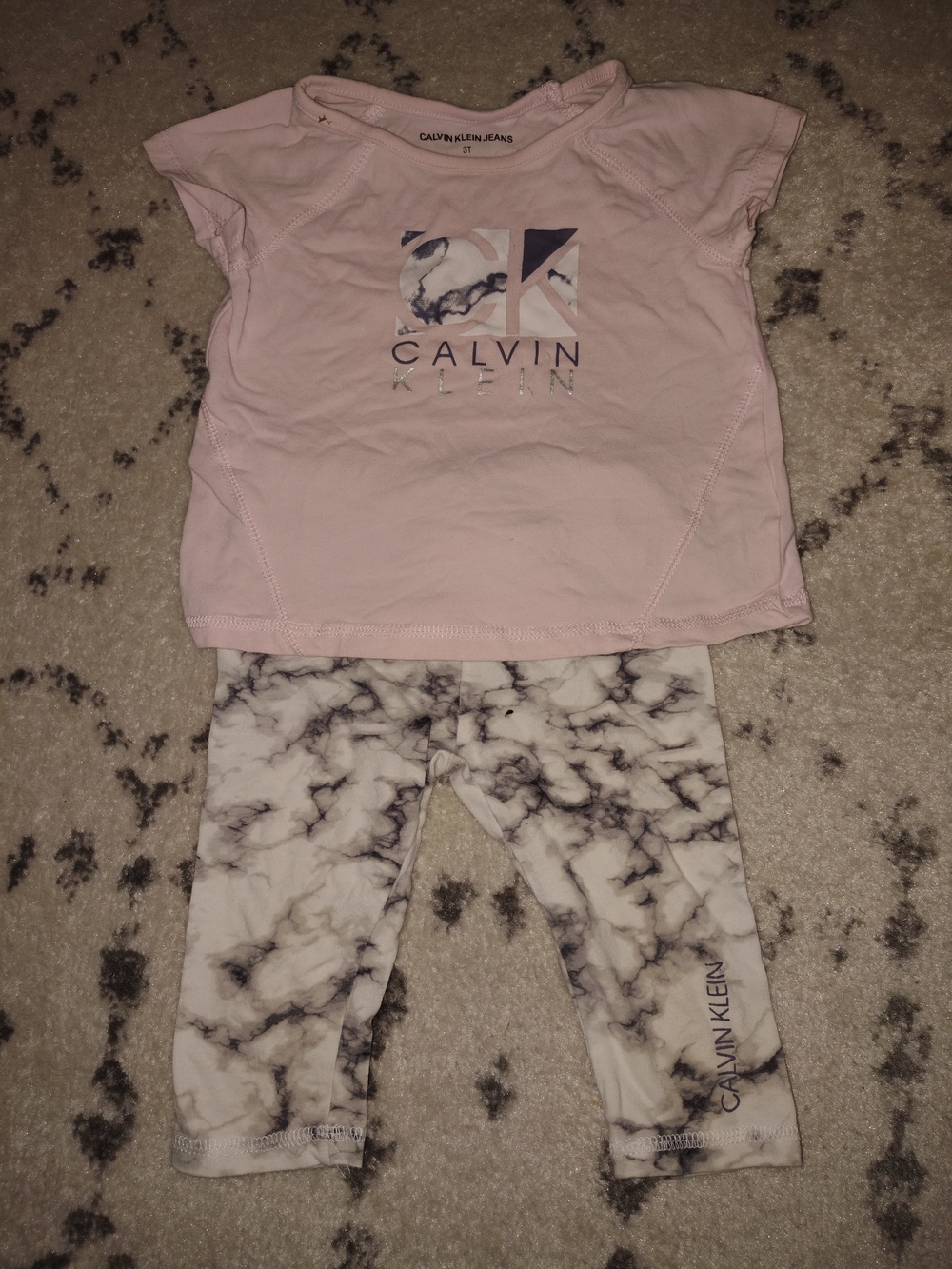 Calvin Klein Pale Pink Logo Tee with Marble-Print Leggings
